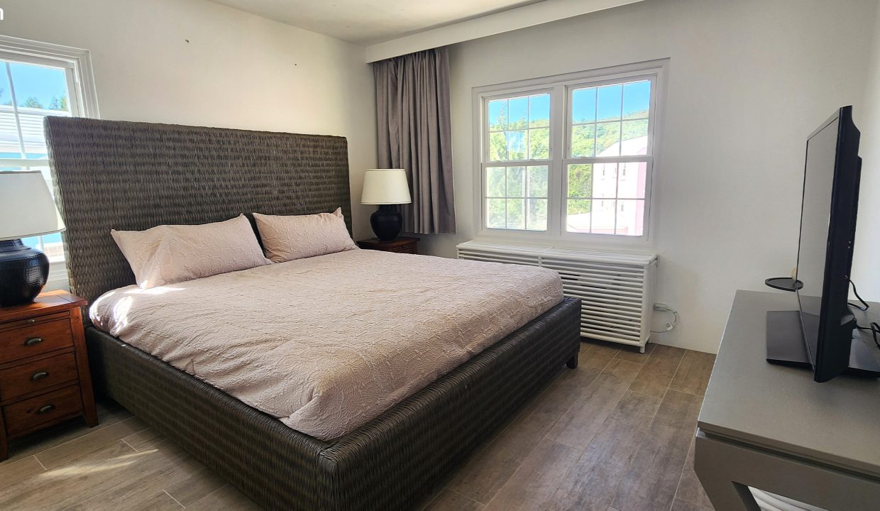 bedrooms 5