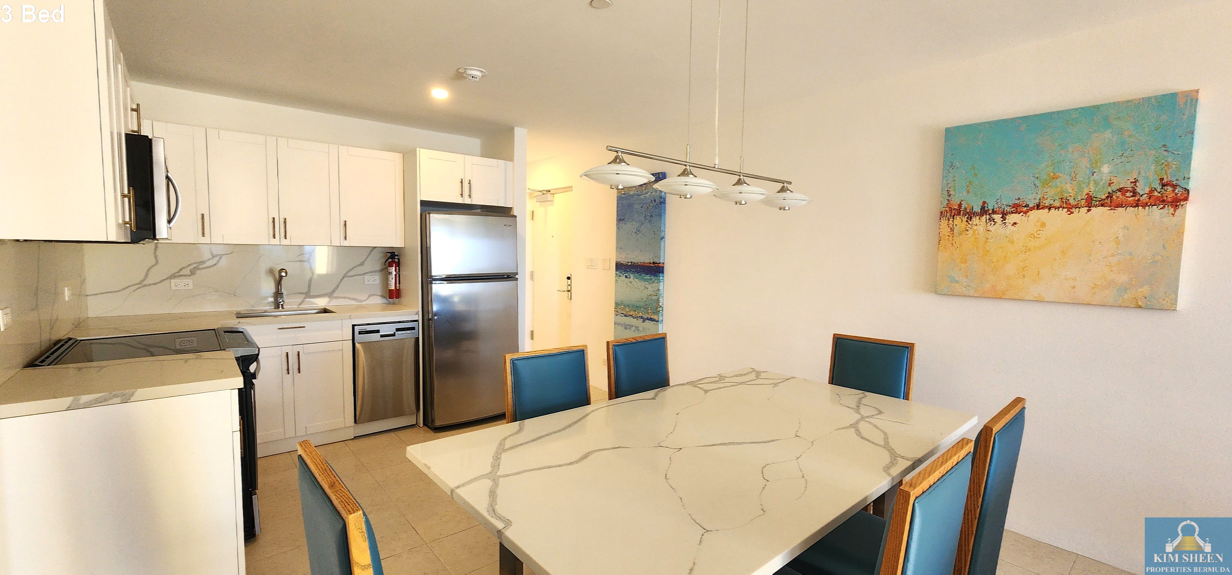 kitchening dining table