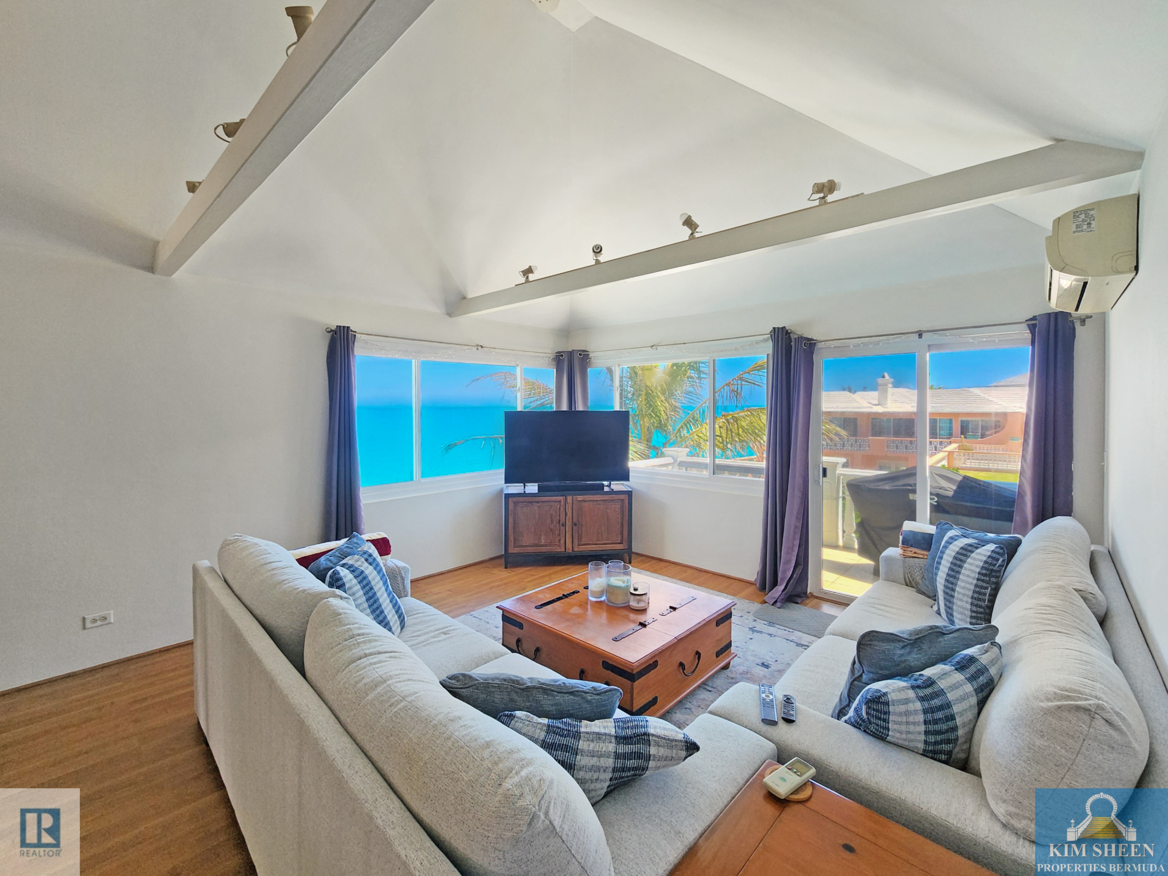 livingroom-c